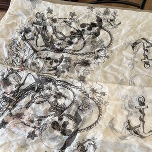 Floral Skull Print Scarf GUC